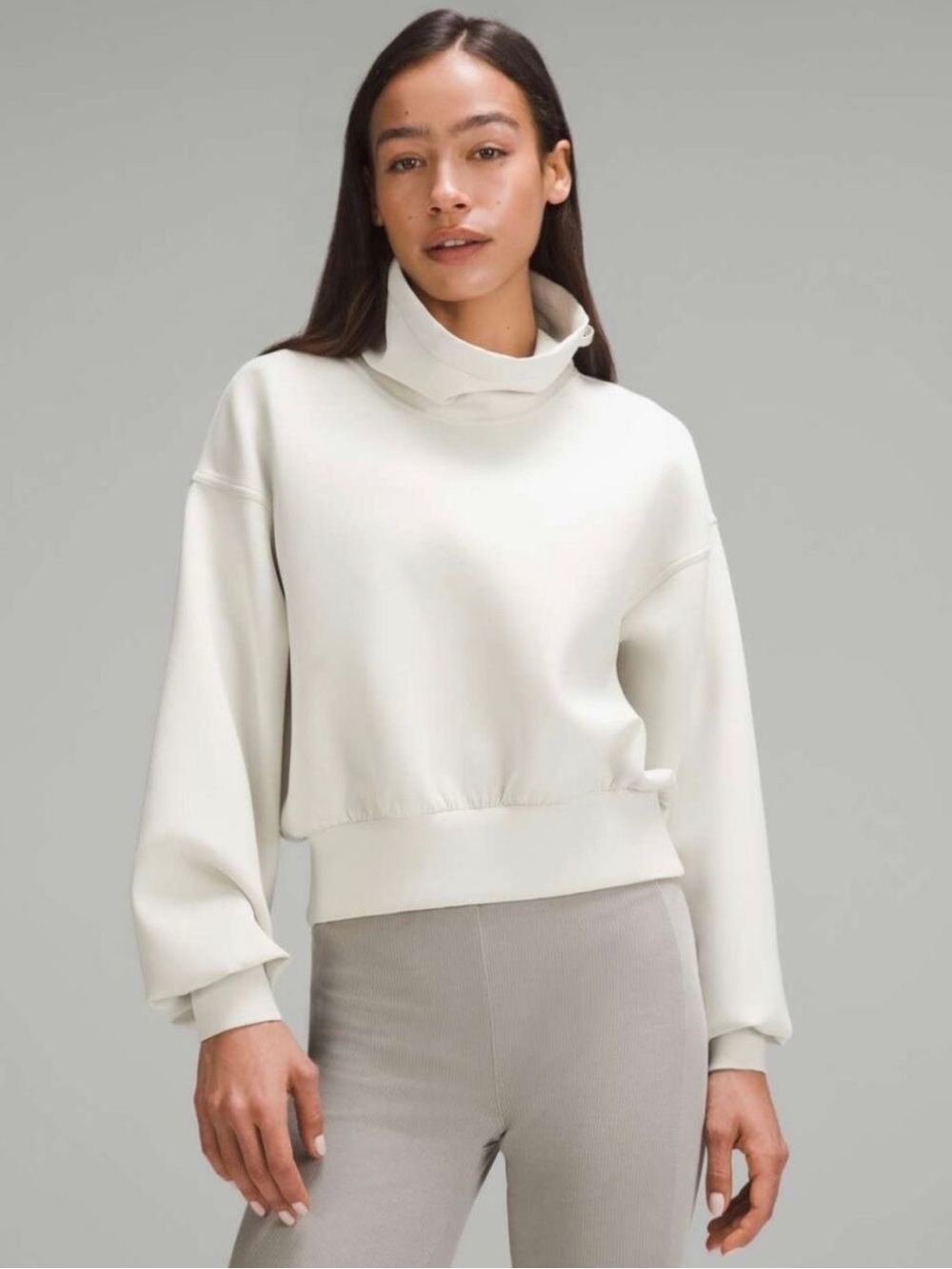Lululemon Full Flourish Pullover in Bone